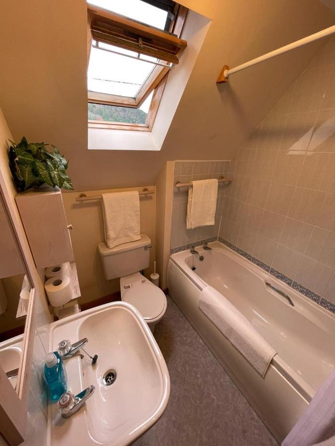 Lovely And Spacious 2Bd Holiday Retreat Ballater Exterior foto